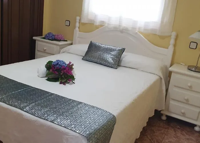 Guest house Vistamar 3*