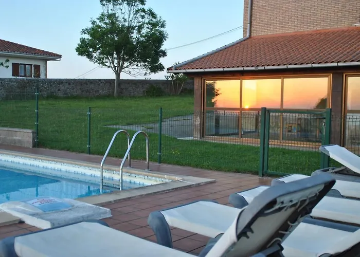 Guest house Vistamar 3*