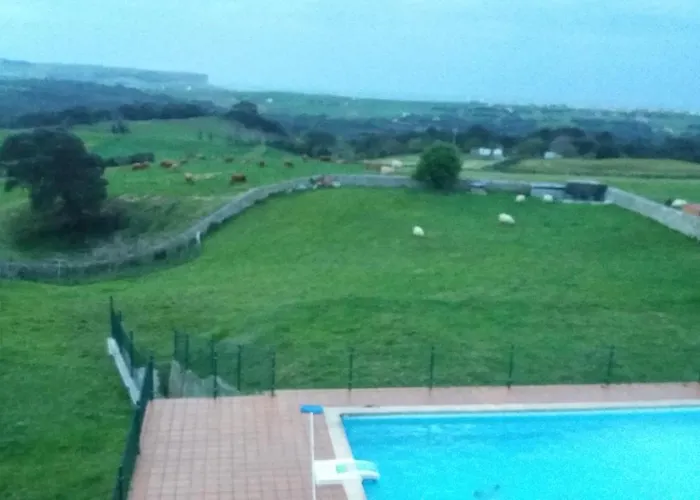 Guest house Vistamar 3*